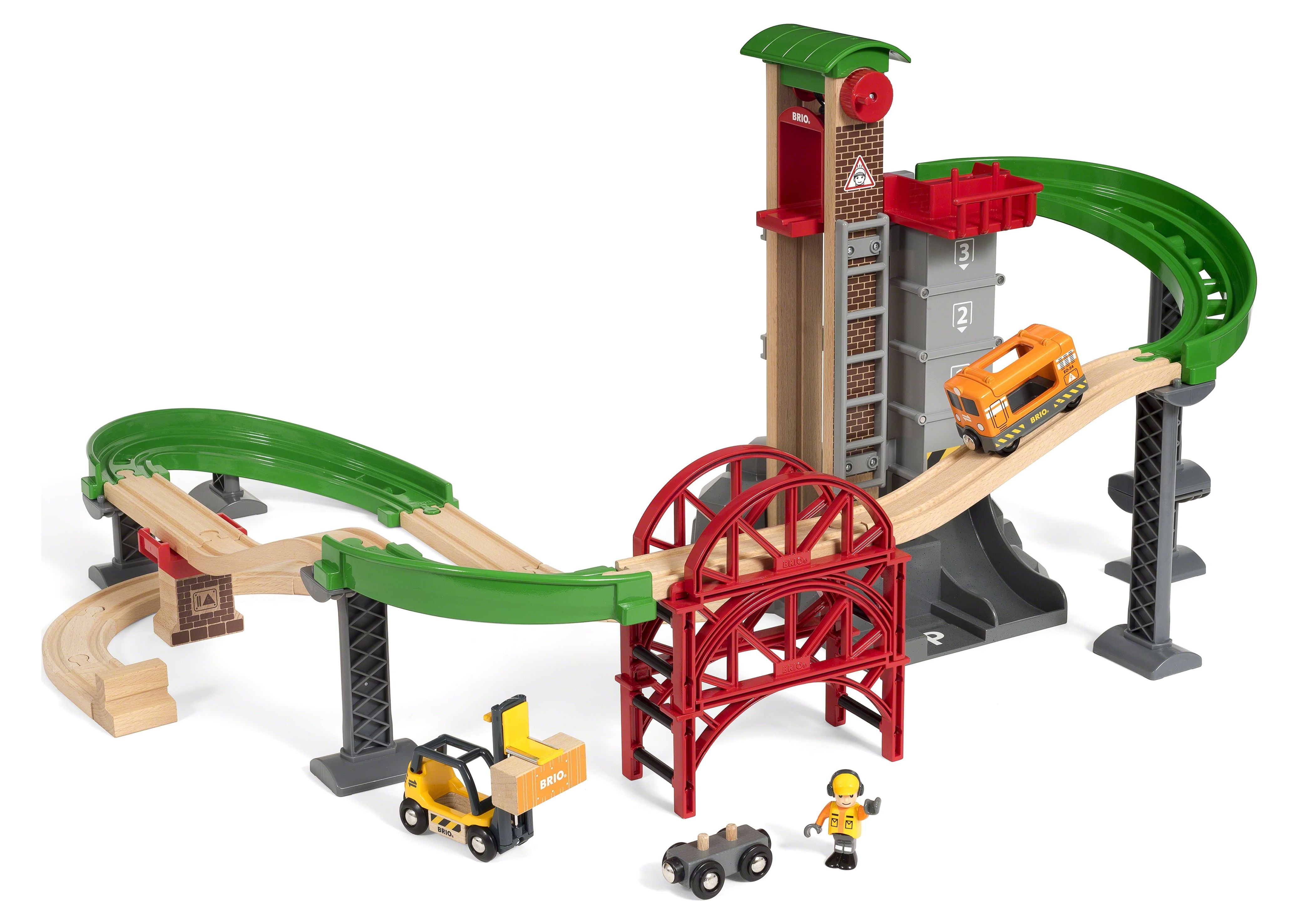 BRIO Lift & Load Warehouse Set