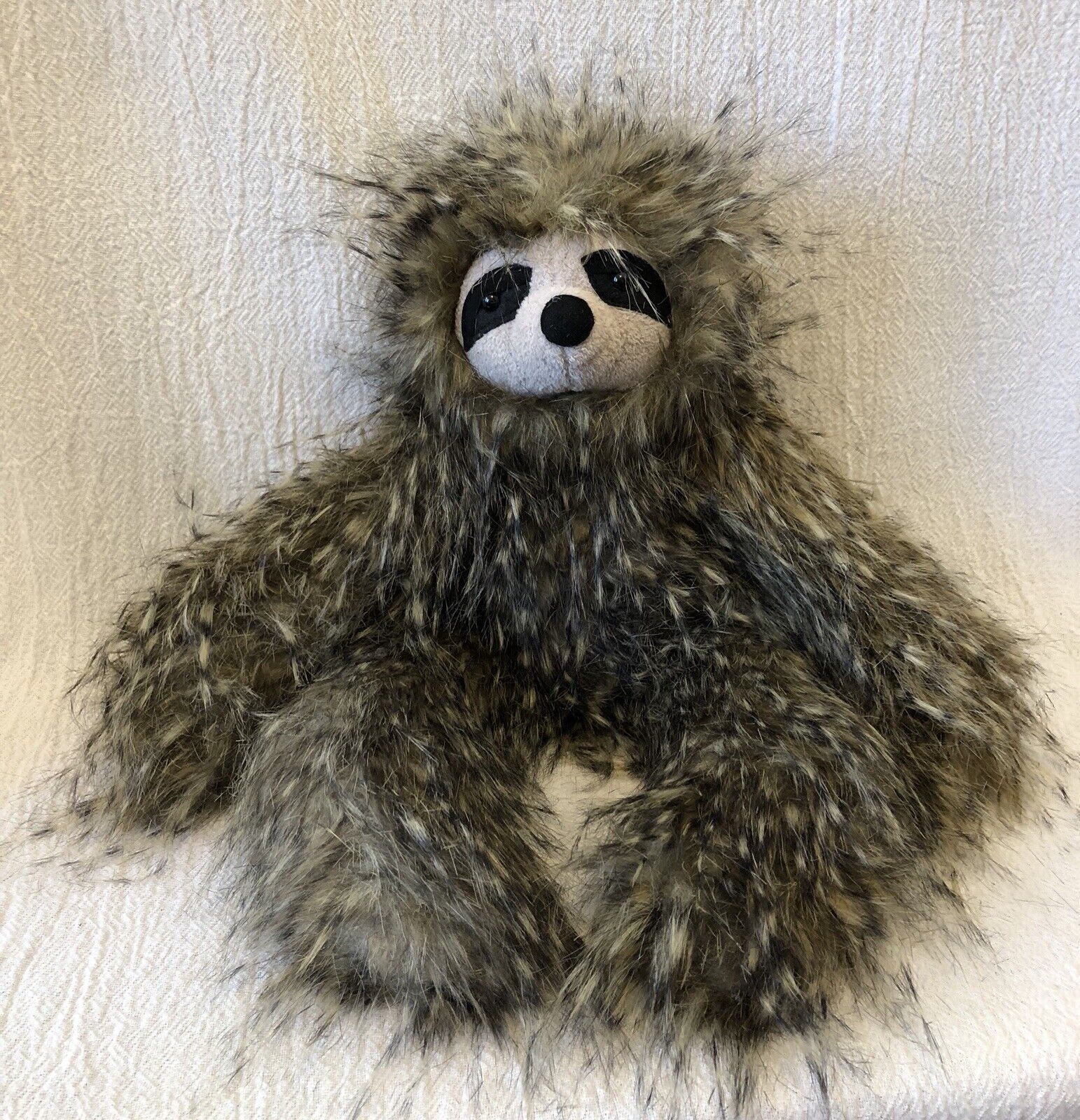 Cyril Sloth 16"